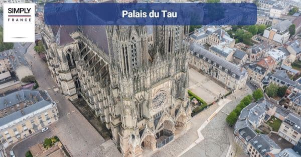 2. Palais du Tau