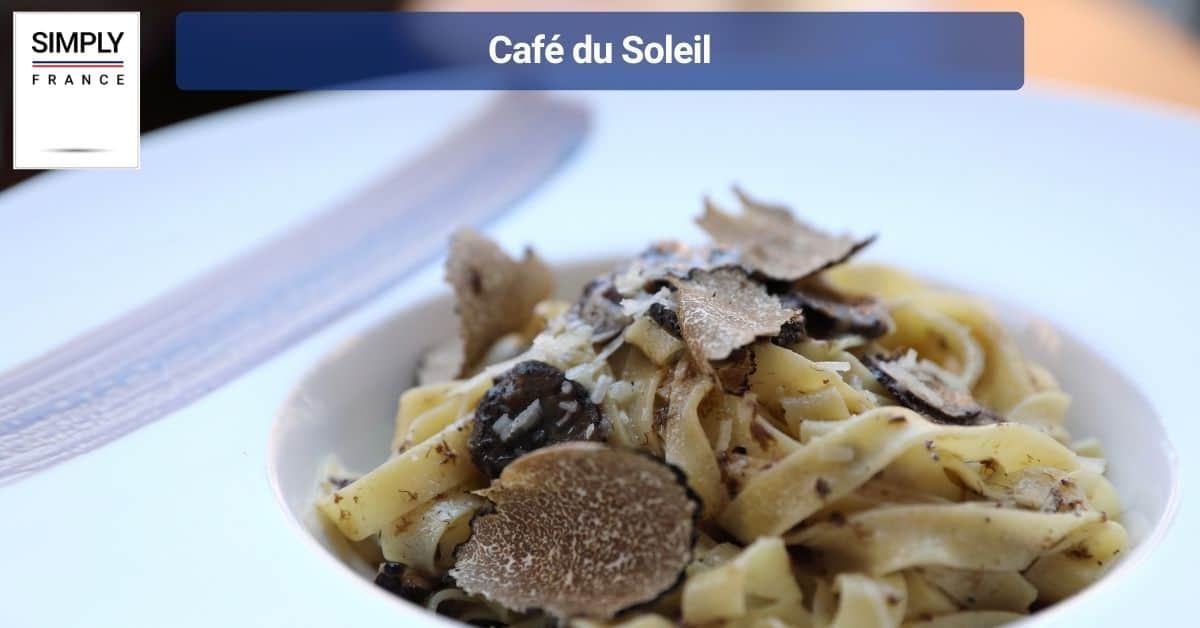 Le Petit Bistro