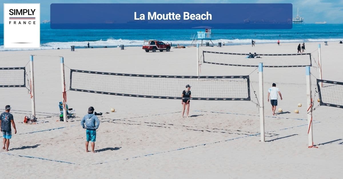 La Moutte Beach