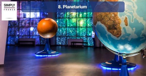 8. Planetarium